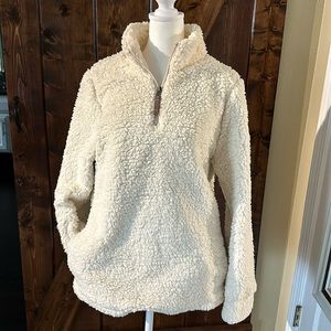 Women’s cream Weatherproof Vintage faux Sherpa quarter zip. Medium
